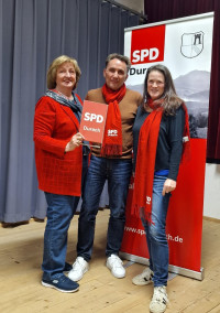 Übergabe des Vorstandes durch Heidi Liebherr an Ralf Weinberg und Angie Kennerknecht